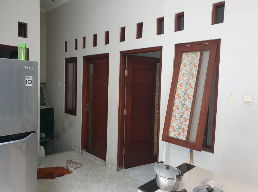 kos-putri-1718182383_large